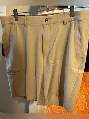 Greg Norman Khaki Golf Shorts